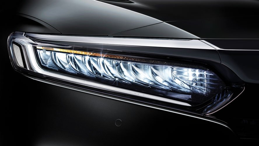 Cụm đèn trước full LED trở thành điểm nhấn hiện đại, sang trọng cho Honda Accord 2024