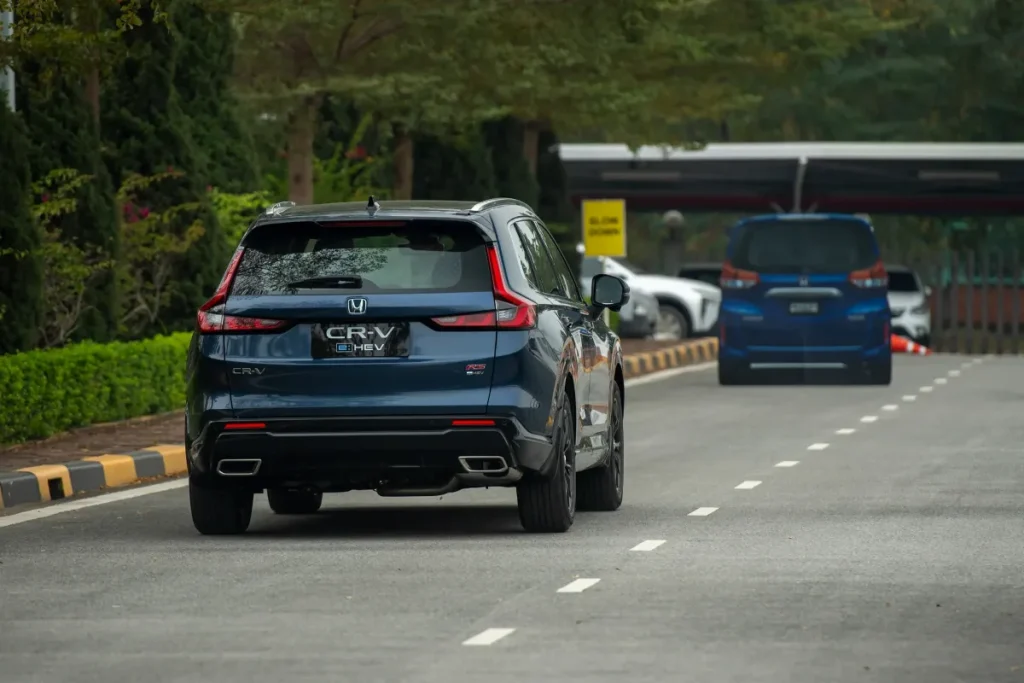 Đuôi xe CR-V e:HEV RS 2026