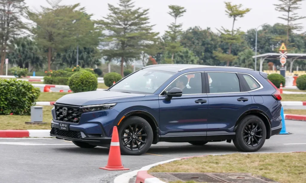 Thân xe CR-V e:HEV RS 2026